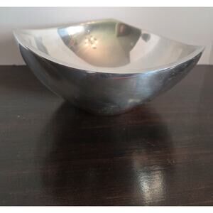 Vintage 1967 NAMBE Classic 527 Beautiful Tri Corner Sculpture Bowl 9 1/2”